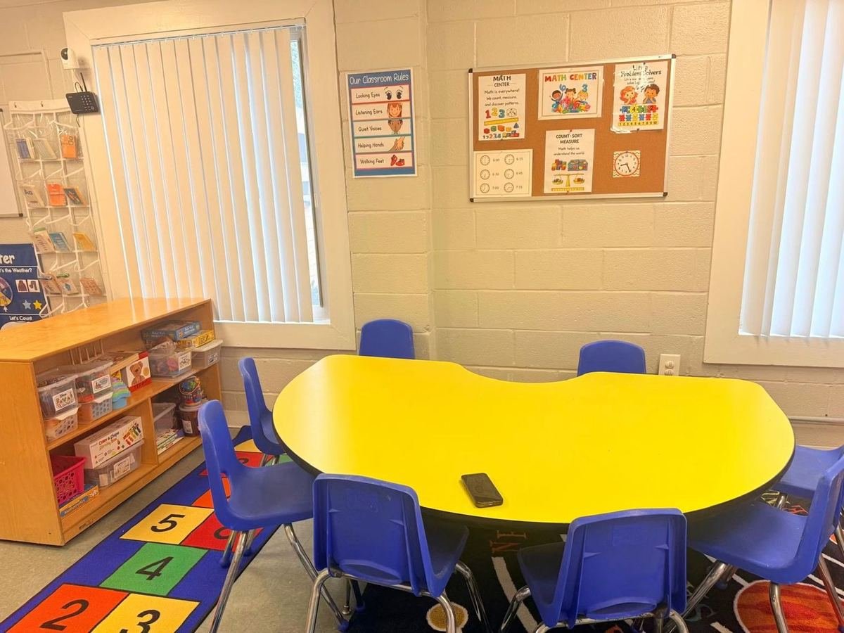 The younger preschool room at EduCastle Learning Center